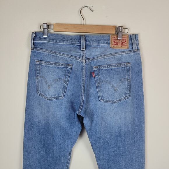 Levi's 501 Jeans Womens 32x27 Blue Denim Button Fly Mid Rise Tapered Distressed - Picture 4 of 9